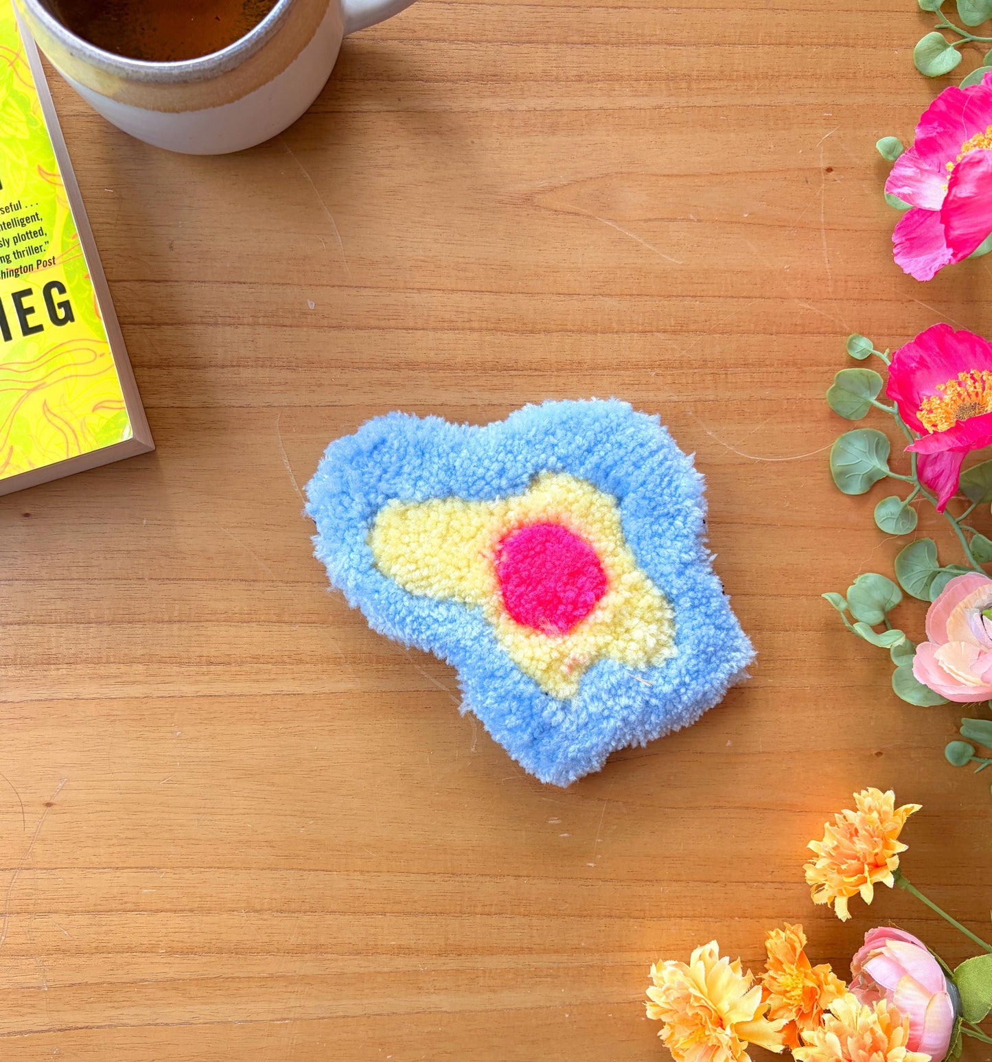 Tricolor Amoeba Coaster Rug